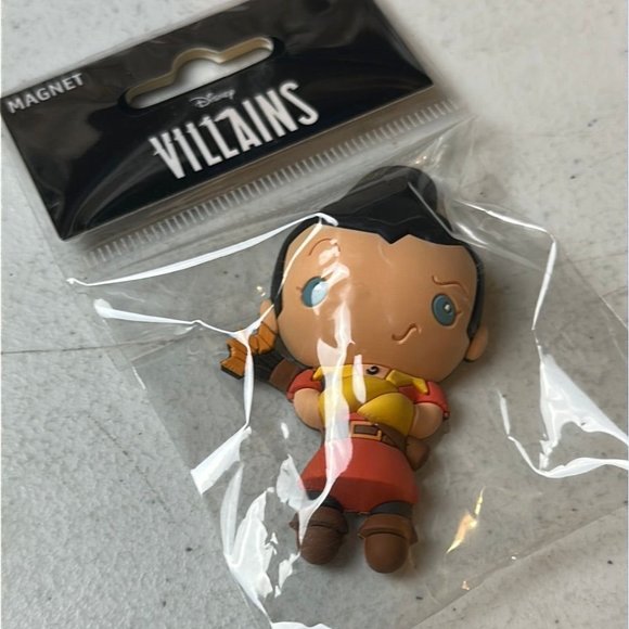 Disney Villains Beauty & The Beast Gaston 3D Foam Magnet - Picture 2 of 3